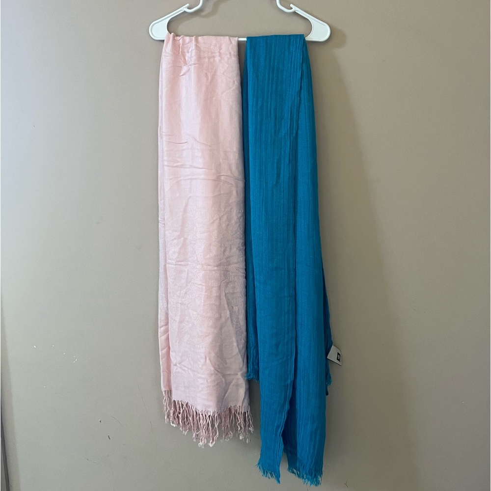 Scarves (set of 2)